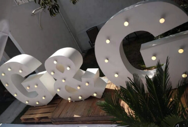 letras gigantes para boda https://letrasgigantesrikal.com/wp-content/uploads/2024/01/letras_gigantes_ciudad_de_mexico.jpg